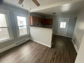 Building Photo - 800 E 157th St