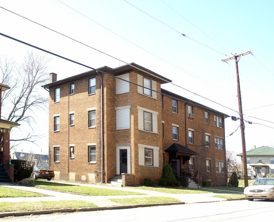 Foto principal - 324 Moody Ave