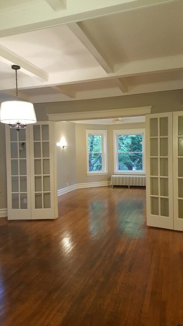 Foto del edificio - 5829 N Kenmore Ave