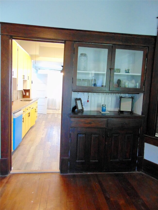 Building Photo - 3420 Avenue R