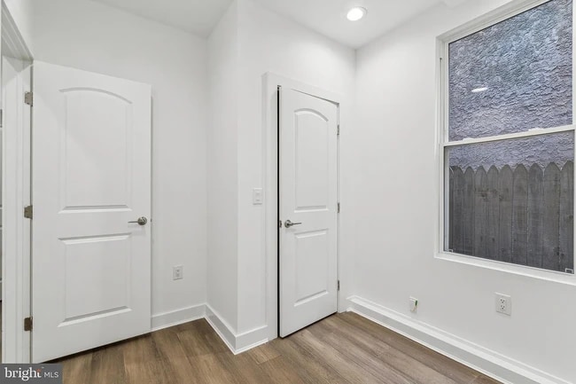 Foto del edificio - 2146 N Van Pelt St
