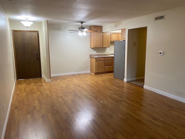 Open dining & kitchen - 7815 Douglas Ave