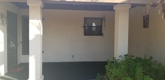 Foto del edificio - Unfurnished Long Term House! Available Now!