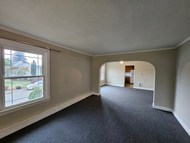 Photo - 1301 N Rainier Ave House