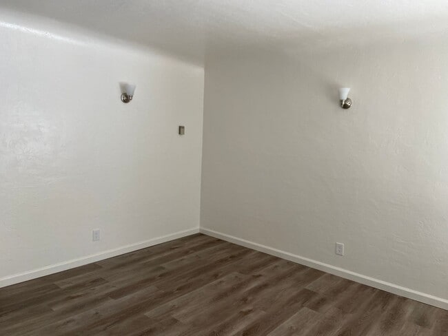 Building Photo - 132 Calaveras Ave