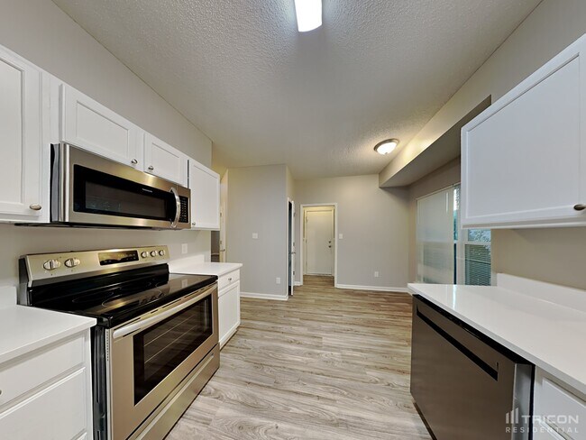 Building Photo - 13200 Lampmeade Ln