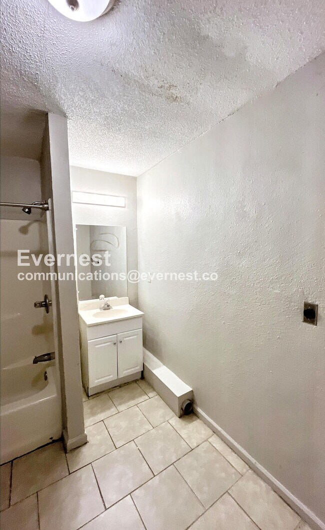 Foto del edificio - 2614 N Orchard Knob Ave