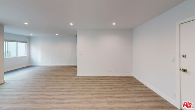 Foto del edificio - 425 S Willaman Dr