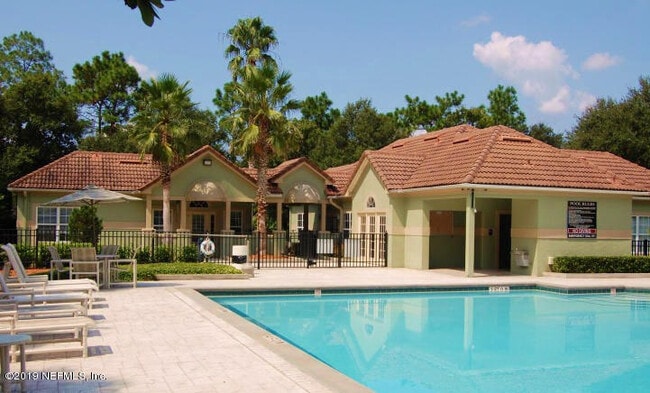 Foto del edificio - 7701 Timberlin Park Blvd