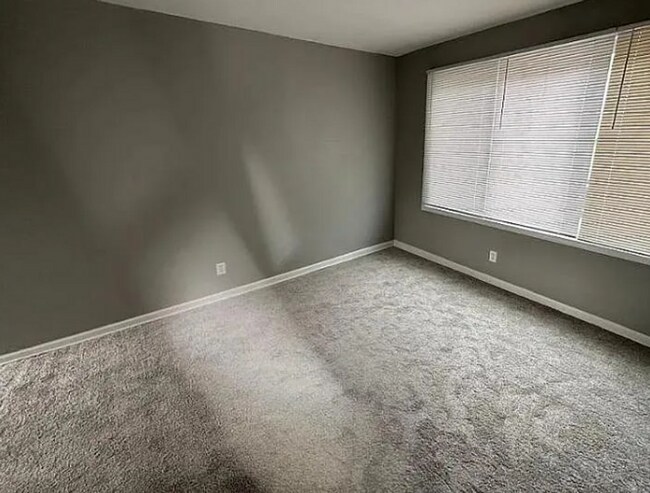 Building Photo - 7910 Wetherby ST