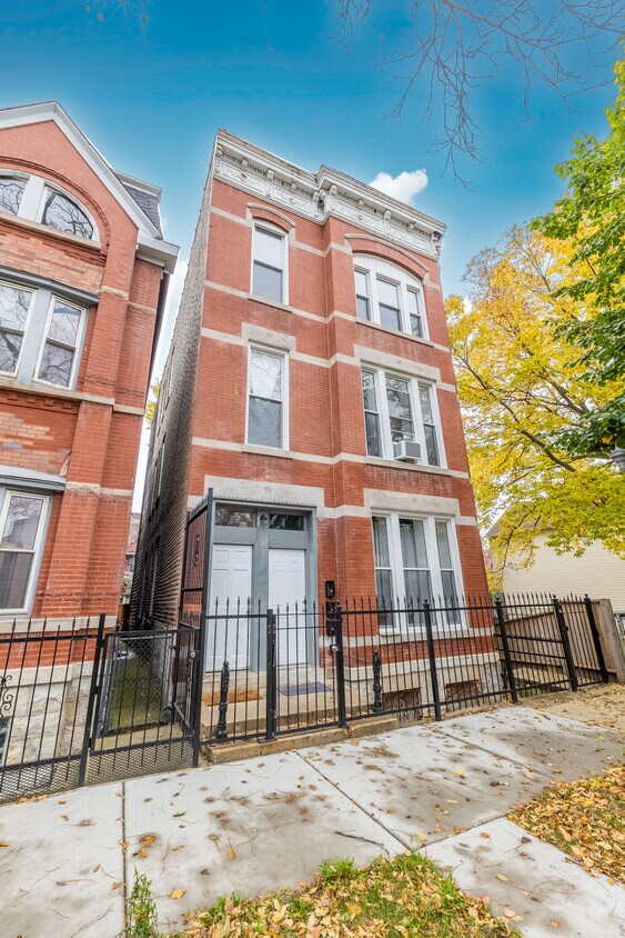 2730 W 16th St Unit 2, Chicago, IL 60608 Apartments in Chicago, IL