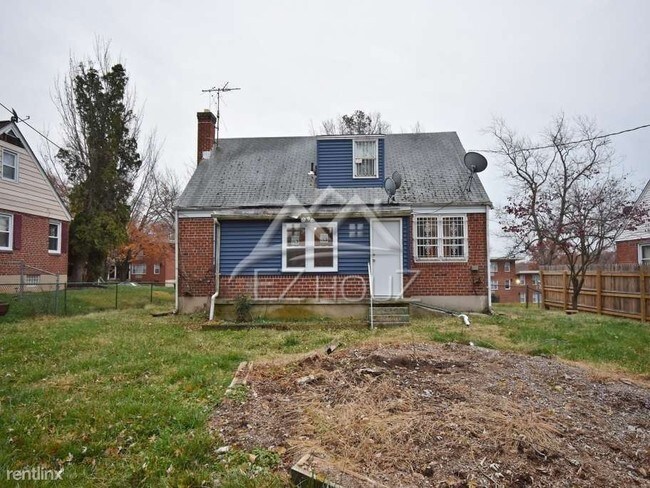 Foto del edificio - 4 br, 2 bath House - 4508 Fairview Avenue