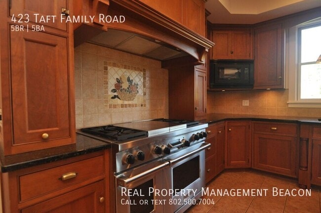 Building Photo - 423 Taft Family Rd