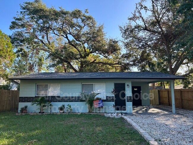 Foto del edificio - 4825 69th St N