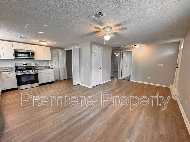 Foto del edificio - 5640 N Winchester Ave