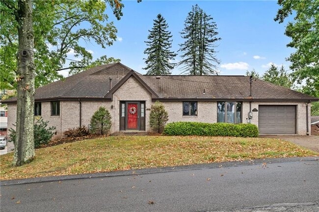 Building Photo - 1301 Grandview Ave