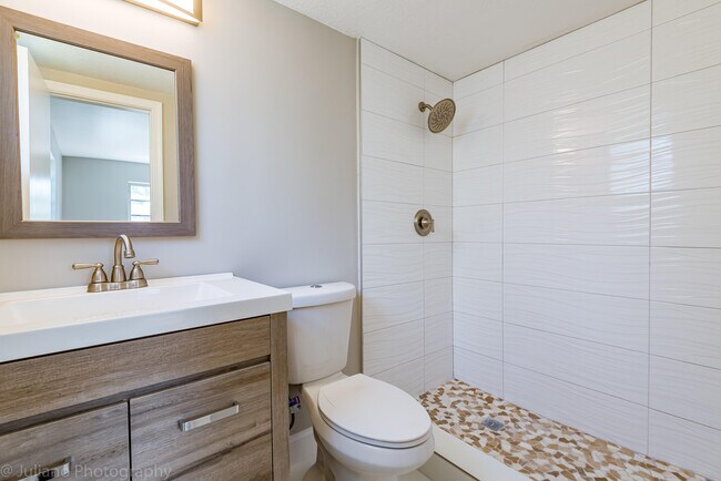 Foto del edificio - 2209 NE 2nd St