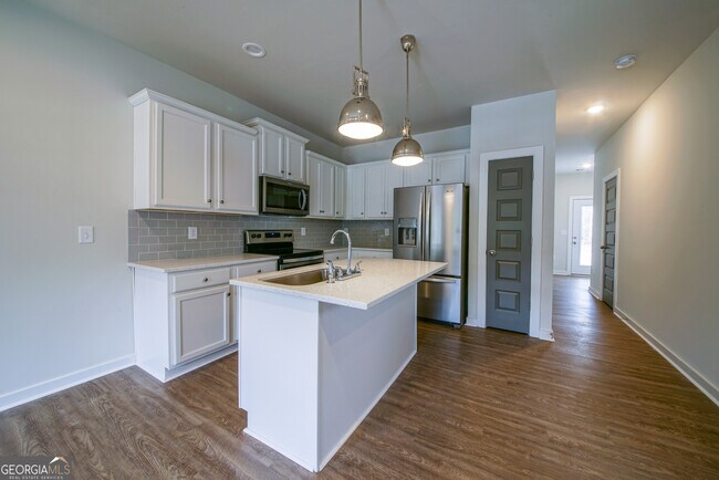 Foto del edificio - 305 Lorien Way