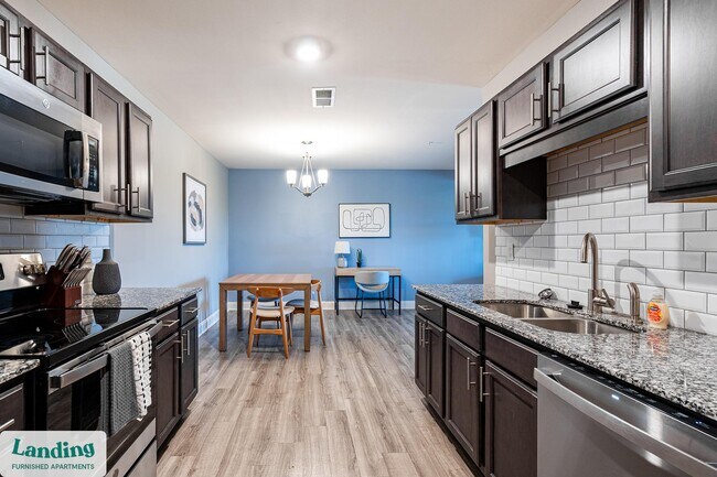 Foto del edificio - 305 Laredo Dr