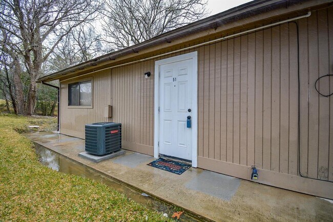 Building Photo - 51 Harbour Row Dr