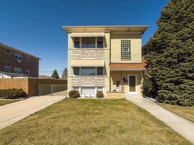 Photo - 5948 W 79th St Apartment