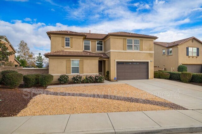 Foto del edificio - 37198 Whispering Hills Dr