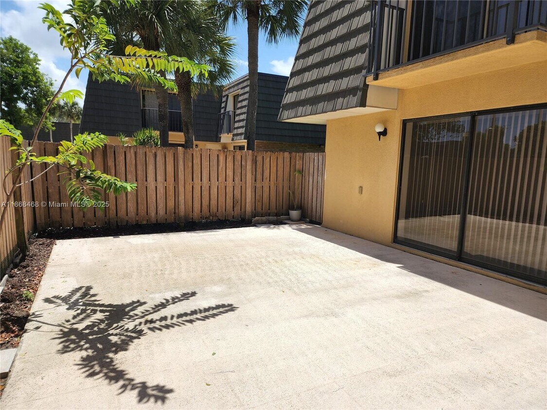 Foto principal - 2706 27th Way