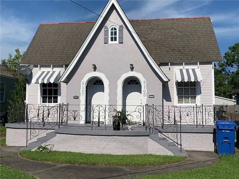 Primary Photo - 5105 Baccich St