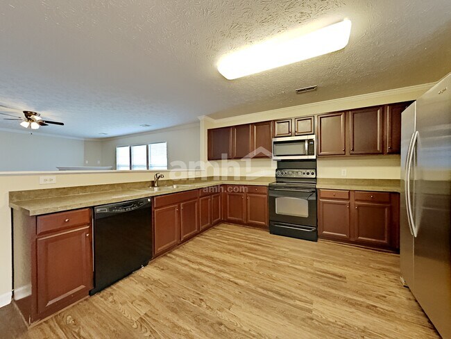 Foto del edificio - 3195 Hidden Creek Dr