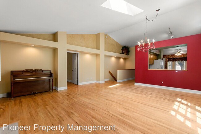 Foto del edificio - 3 br, 3 bath House - 4605 S Yosemite St #7