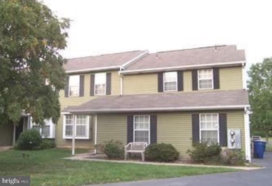 Primary Photo - 580 Wrensong Rd