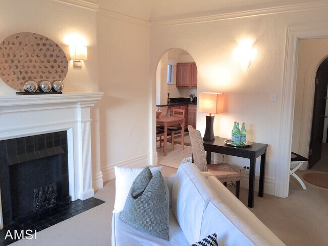 Building Photo - 1 br, 1 bath House - 820 Ashbury St #5