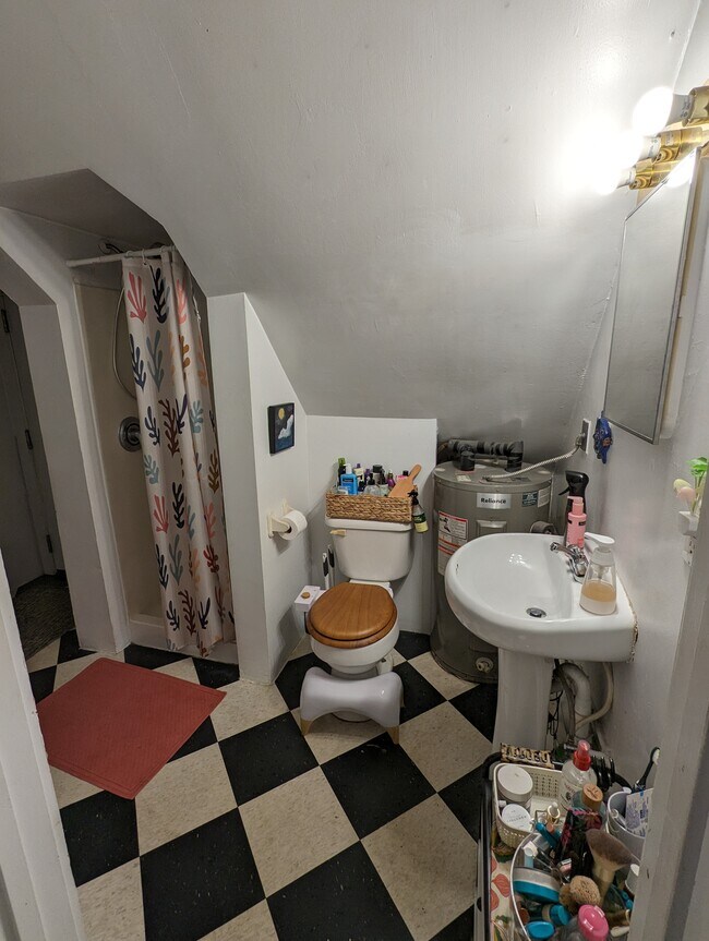 Building Photo - 75 Prospect St