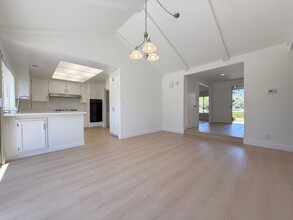 Building Photo - 21351 Sand Dollar Ln