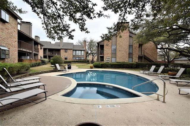 Building Photo - 15221 Berry Trail