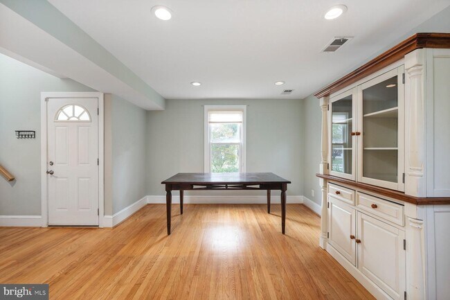 Foto del edificio - 541 N Piedmont St