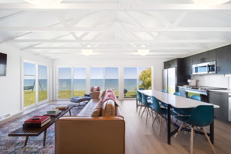 4189 Lake Rd E, Geneva, OH 44041 House Rental in Geneva, OH