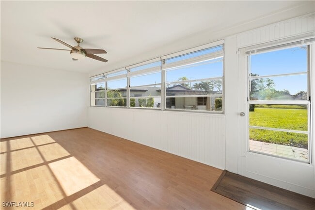 Building Photo - 3139 Boca Ciega Dr