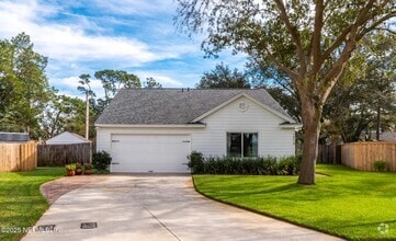 Building Photo - 14218 Hampton Falls Dr N