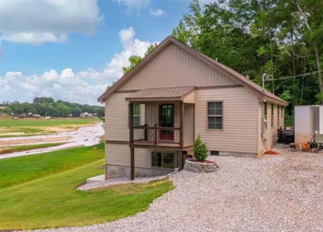 Foto del edificio - Lakefront Living in Lyman, SC