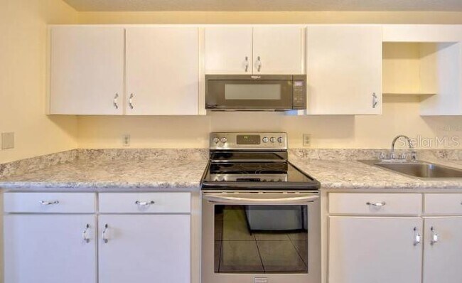 Foto del edificio - 605 Northlake Blvd
