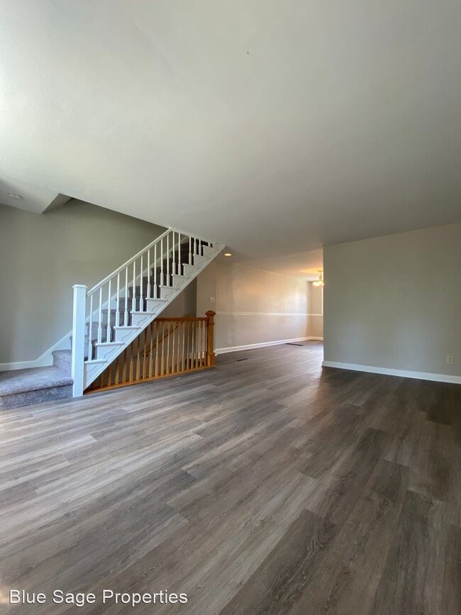 Building Photo - 3 br, 1 bath House - 337 N Bishop Ave