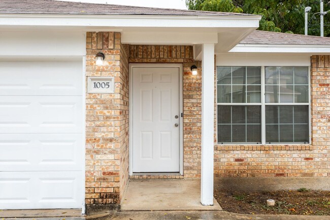 Foto del edificio - 2/2 Duplex in New Braunfels, Texas