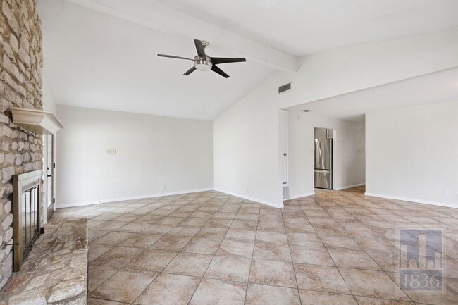 Building Photo - 6201 Tara Dr