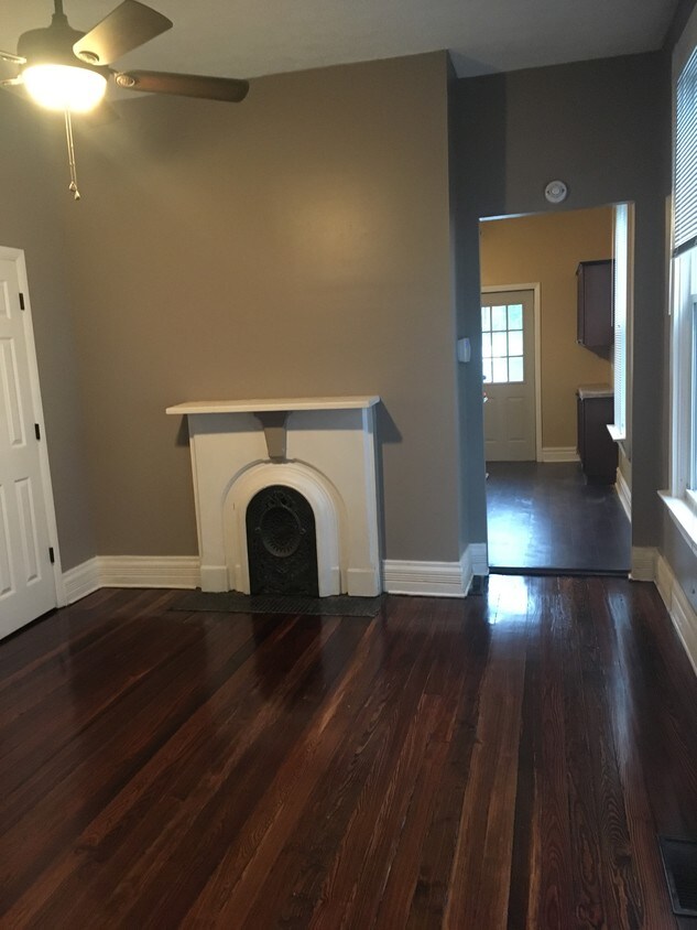 Primary Photo - 481 Ward Ave