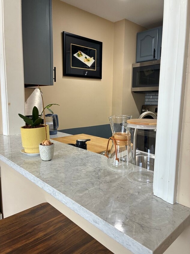 Foto principal - Wonderful 2 bedroom townhouse with heat in...