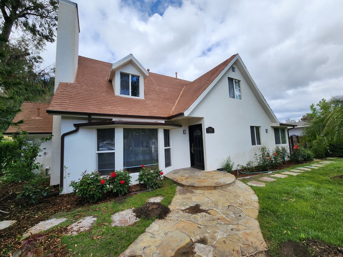 5131 Topanga Canyon Blvd, Woodland Hills, CA 91364 House Rental in