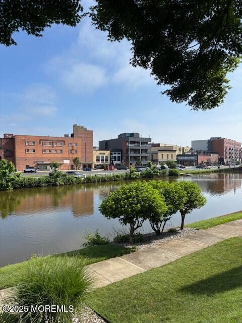 Foto del edificio - 126 Lake Ave