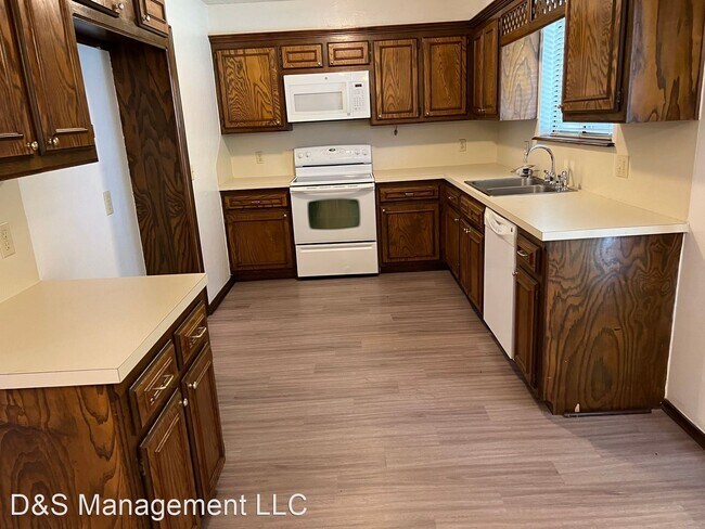 Building Photo - 4 br, 2 bath House - 11401 Mackel Drive
