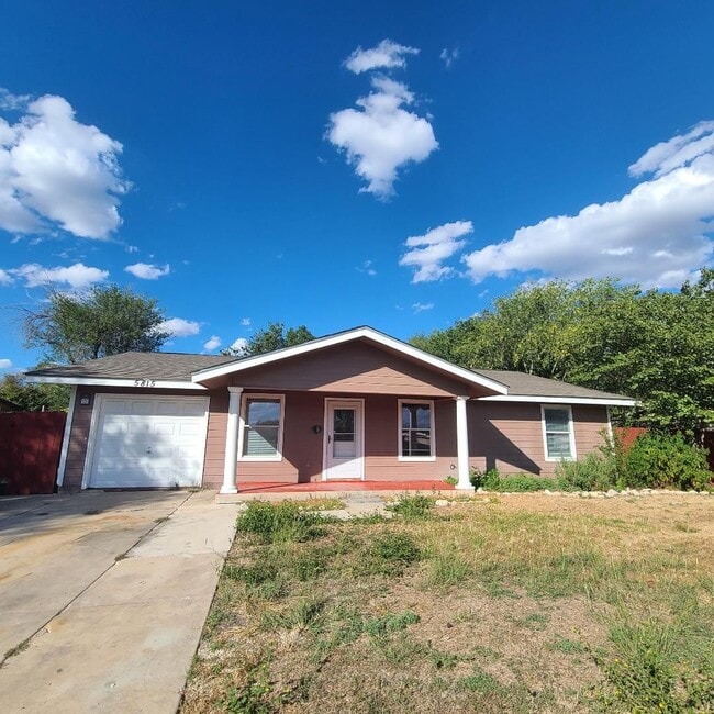 Remodeled 4 BR/2 bath single story! - Remodeled 4 BR/2 bath single story! House